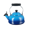 Le Creuset 1.6 L Classic Whistling Kettle Blueberry Stainless Steel Knob